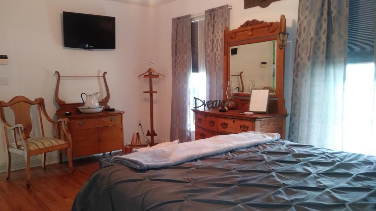 Marvels On The Creek Bed & Breakfast East New Market ภายนอก รูปภาพ