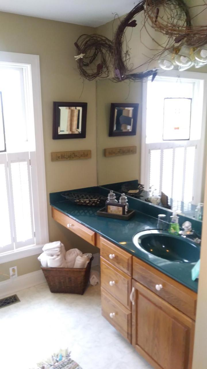 Marvels On The Creek Bed & Breakfast East New Market ภายนอก รูปภาพ